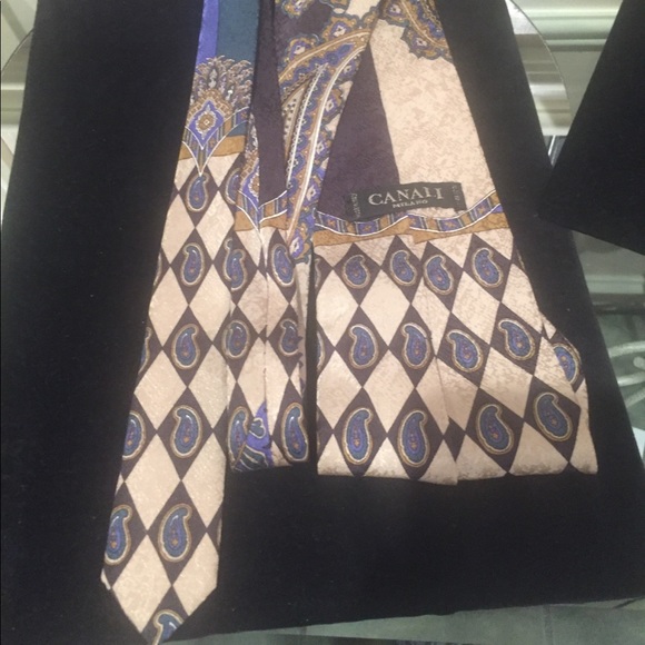 🛍️Host Pick🛍️⬇️Price drop⬇️Men’s Canali Vintage multi coloured neck tie - Picture 2 of 4